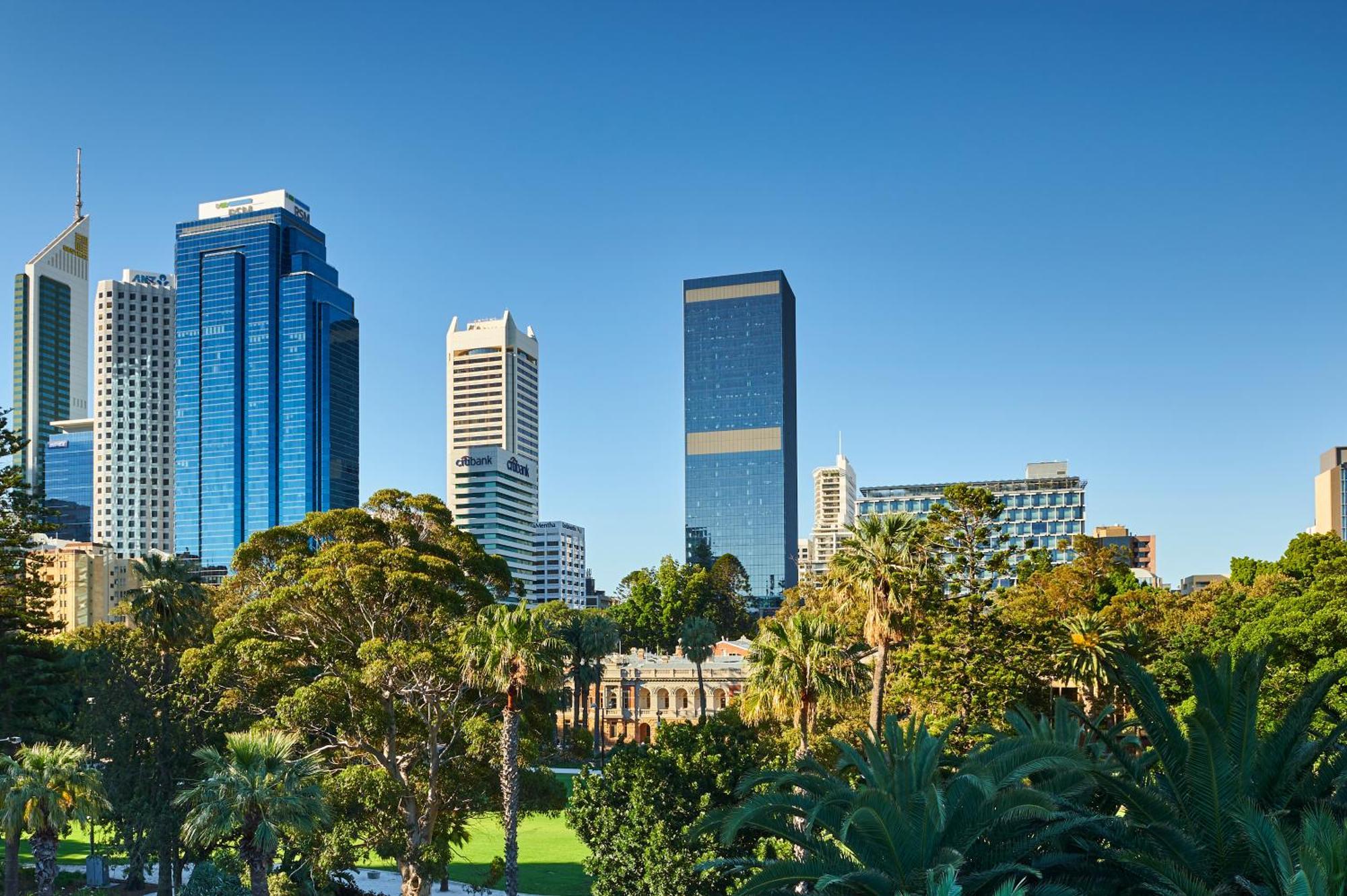 Doubletree By Hilton Perth Waterfront Hotel Exterior photo